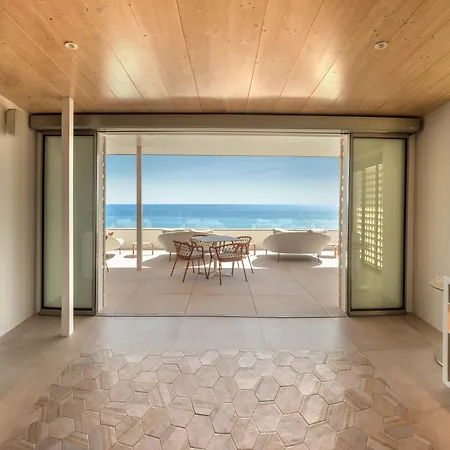 Rh Bayren & 4* Sup 甘迪亚