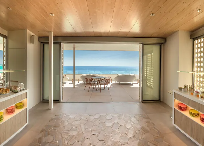 Rh Bayren & 4* Sup 甘迪亚