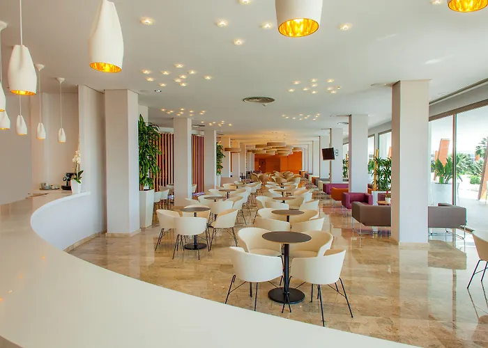 Rh Bayren & 4* Sup 甘迪亚